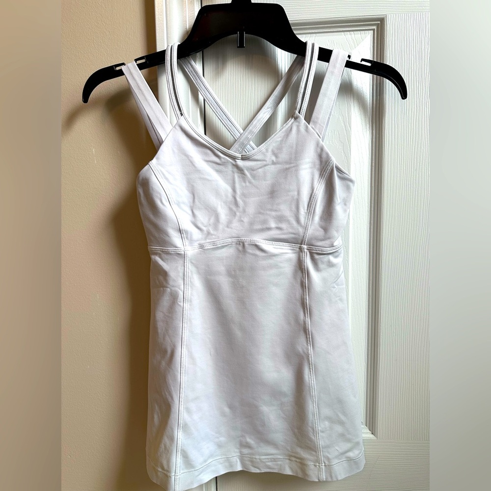 Lululemon athletica Criss Cross Tank.